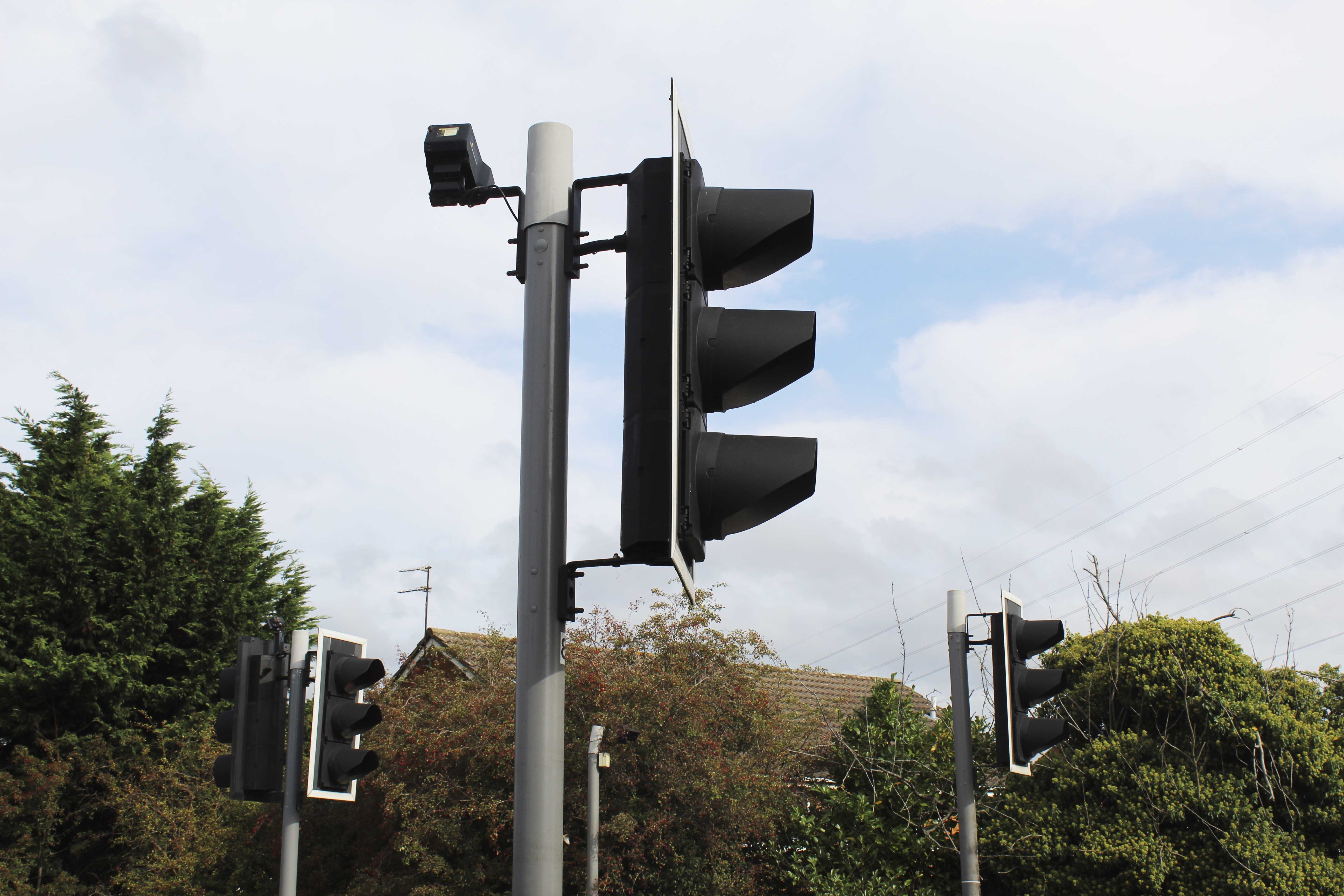 traffic-signal-poles